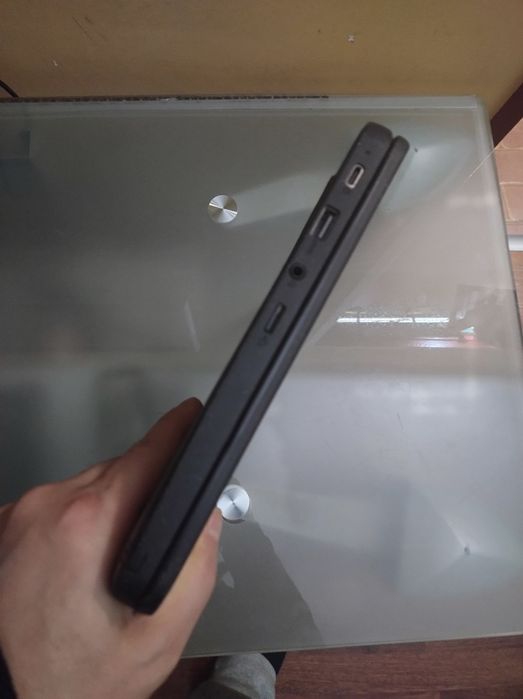 Uszk. Dotyk Lenovo 500e gen3 N4500 4/32gb linux bateria 7h