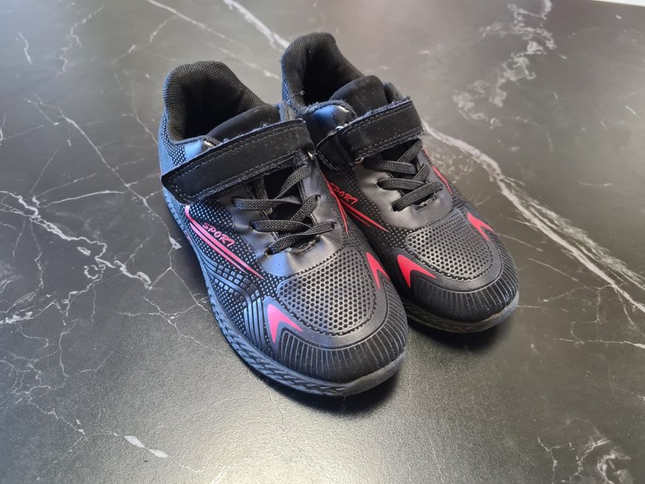 Кросівки дитячі 32 р. 20,5 см стелька