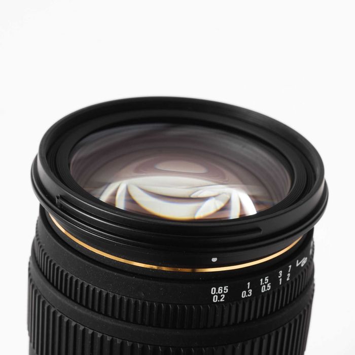 Об’єктив Sigma AF 18–50mm f/2.8 EX DC HSM для Nikon