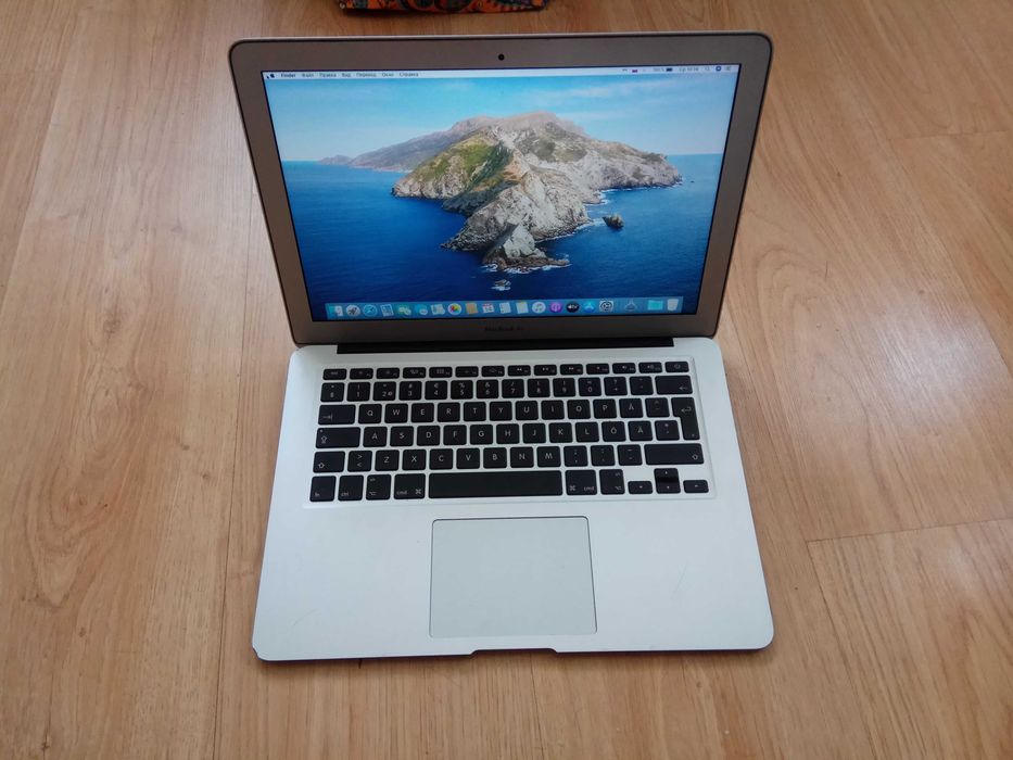 Macbook Air А1466 – 2017/Core I5/ 8 Gb/ /3 години по запчастинам