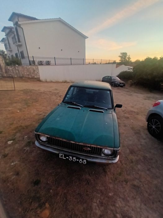 Toyota Corolla 1.2 para restauro