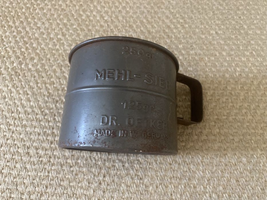 Copo medidor farinha Dr.Oetker de 1940- Utensílio cozinha Vintage