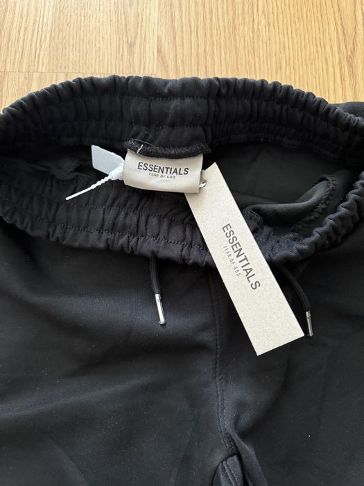 Шорти Fear Of God Essentials