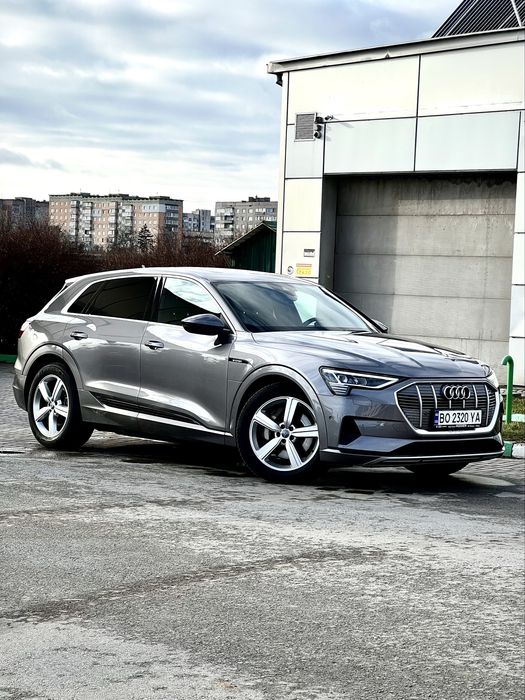 Audi e-tron 55 2019 з Німеччини , ТО лише на офіціалі.