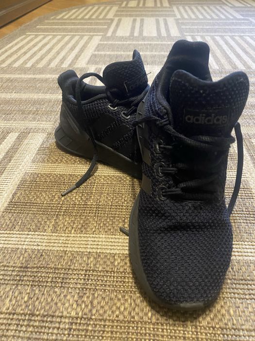 Кросівки адідас