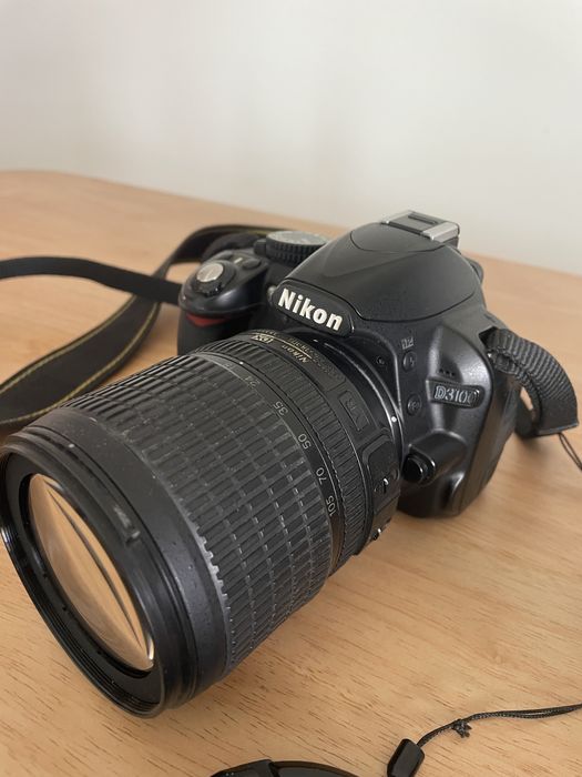 Vendo Nikon D3100