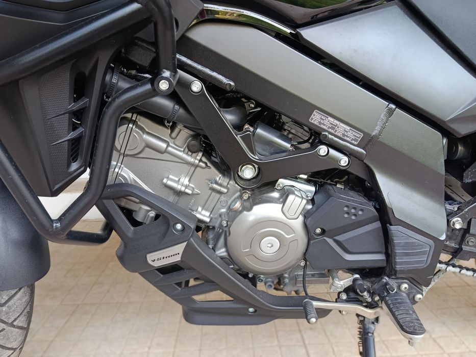 Suzuki vstrom 650 como nova(negociável)