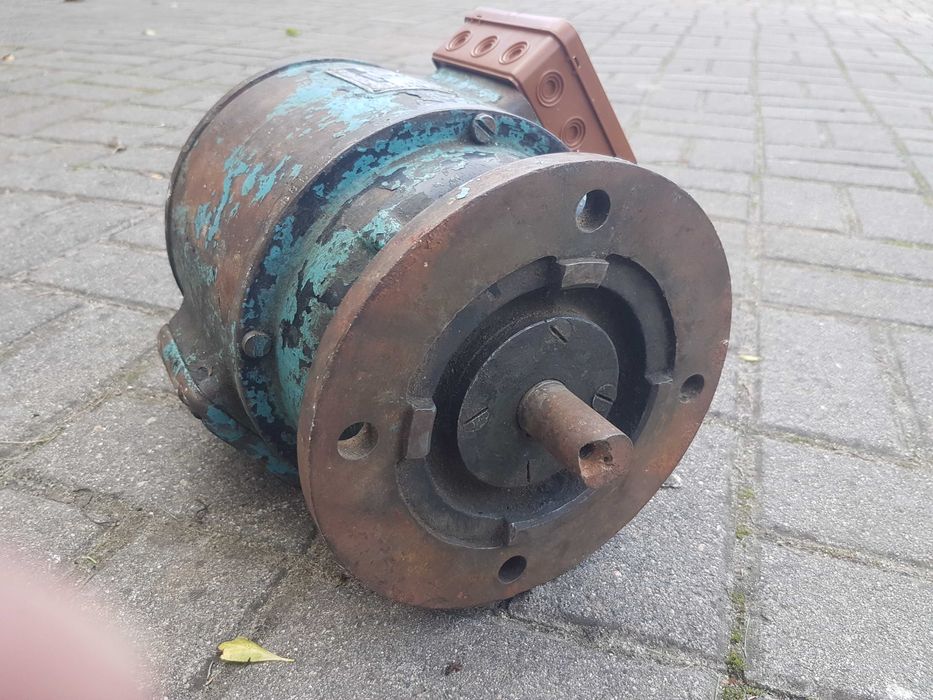 Sprzedam silnik elektryczny - trójfazowy