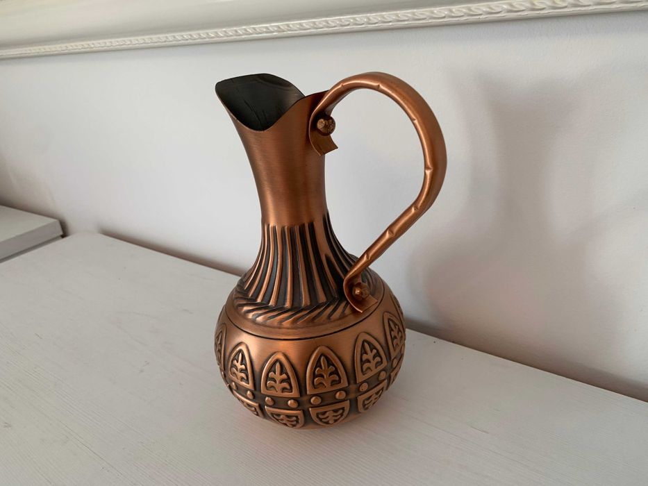Dekoracyjny wazon dzbanek ze wzorem mosiądz 21cm