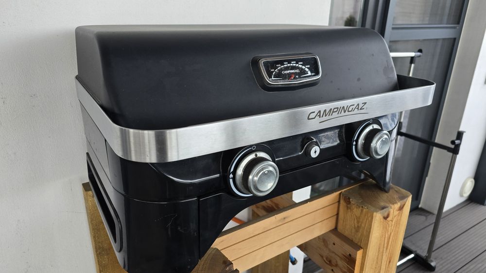 Газовый гриль Campingaz BBQ Attitude 2100 LX с