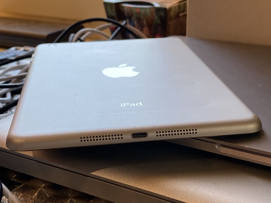 IPad mini 1 16gb WIFI, акб 80