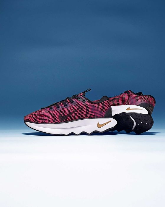 РОЗПРОДАЖ! Жіночі кросівки Nike Air Motiva. Оригінал. Розмір 38 - 24 см