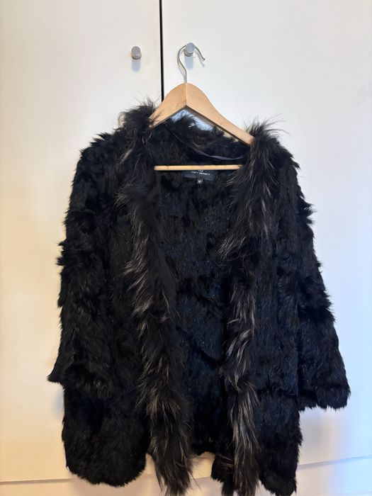 Casaco capa em pêlo