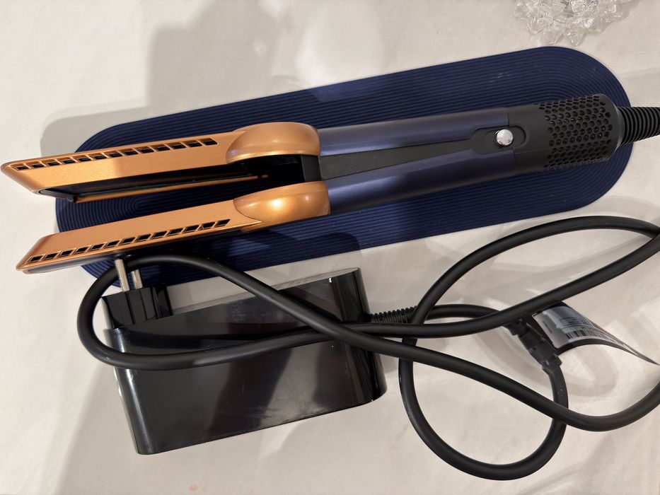 Aeroprostownica Dyson Airstrait