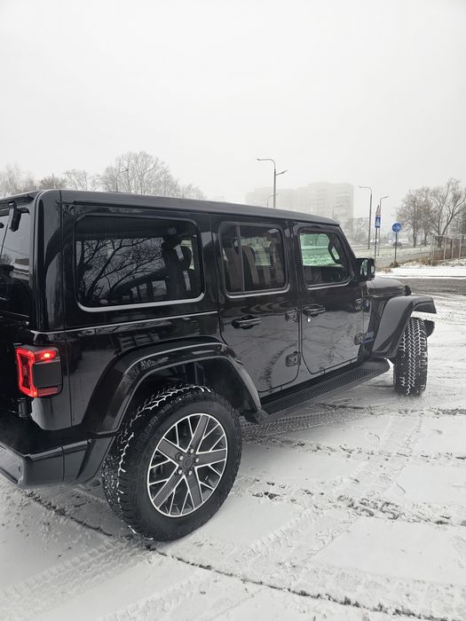 Jeep Wrangler High Altitude 4xe 2024 гібрид. Джип Вранглер 13000 пробі