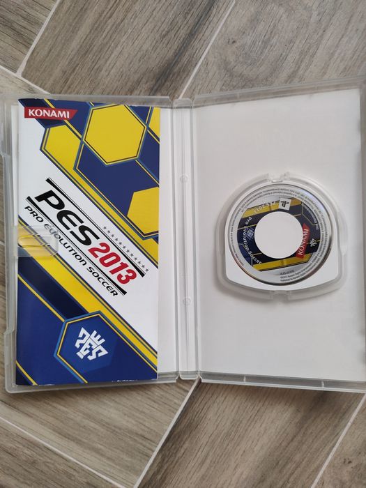Pes 2013 PSP como novo