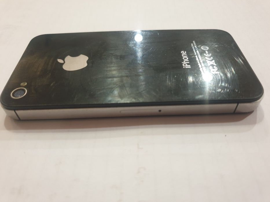 Apple iPhone 4S, ідеальний корпус, без iCloud і без блокувань, не працює дисплей