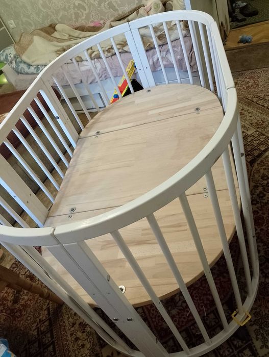 Детская кроватка ,манеж.9в 1
