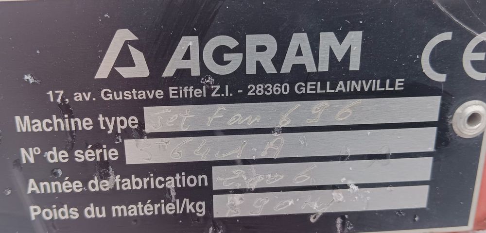 Przewracarka przetrząsarka do siana Agram