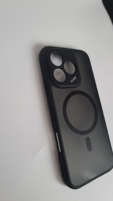 Magnetyczne etui ochronne w kolorze czarnym do Honor 400 Lite 6,7