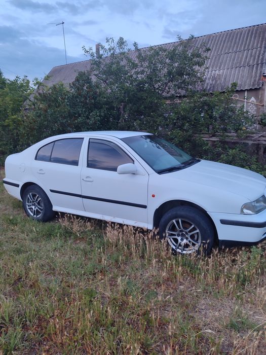 Продам Шкода Октавія 1998р.