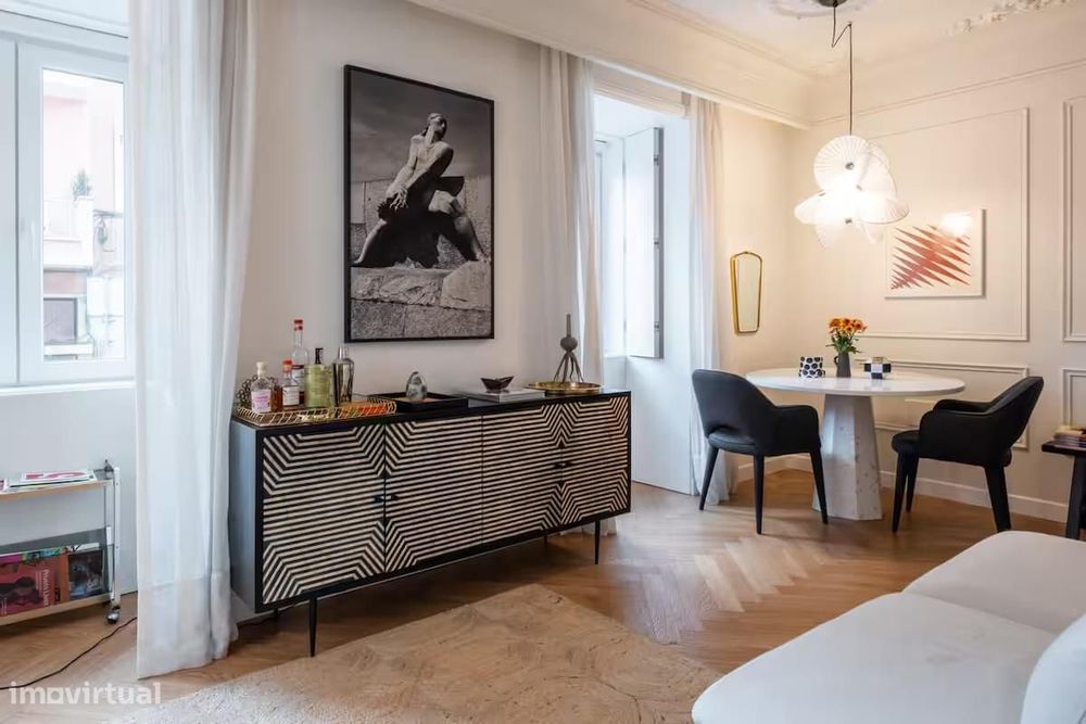 Apartamento T1 com estacionamento, Estrela, Lisboa