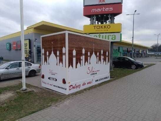 Przyczepa gastronomiczna kebab. Wyposażona. Producent