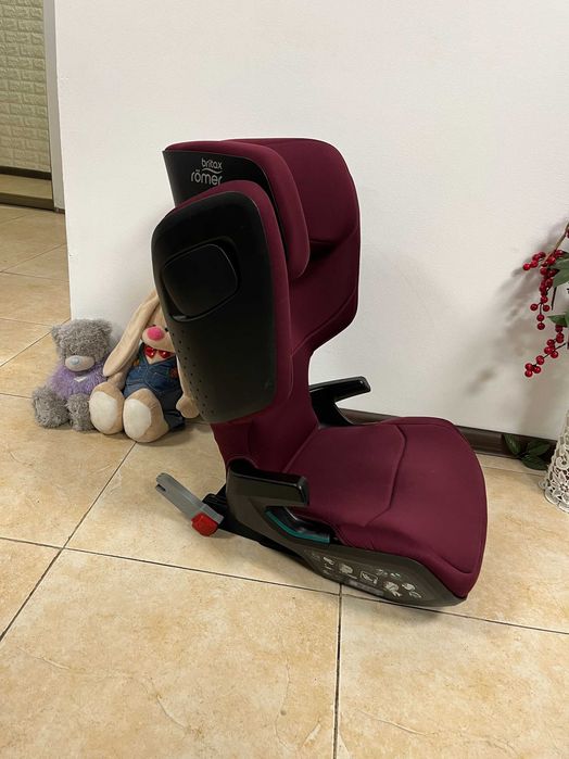 Автокрісло BRITAX ROMER KIDFIX M I-Size  Група 2/3 (15-36кг) бустер