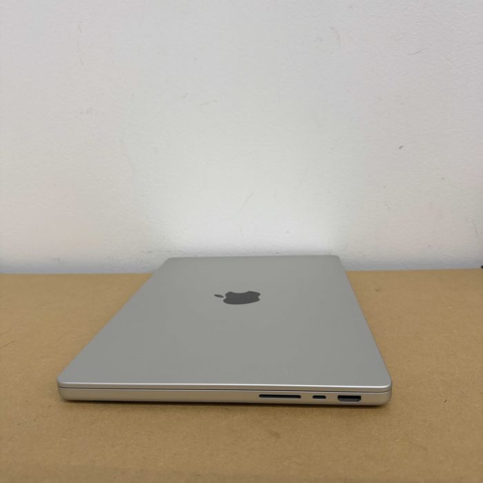 MacBook Pro 14 2024 {M4 | 16gb | 512 SSD} Офіційна гарантія . 48404SV