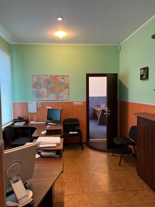 Продаж в ЦЕНТРІ  Комерційного Приміщеня-Вигідна Пропозиція! 21109