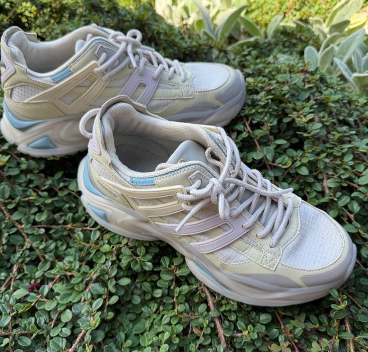 Кросівки Guess Belluna