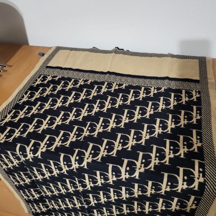 Szal chusta dwustronna Dior wełna