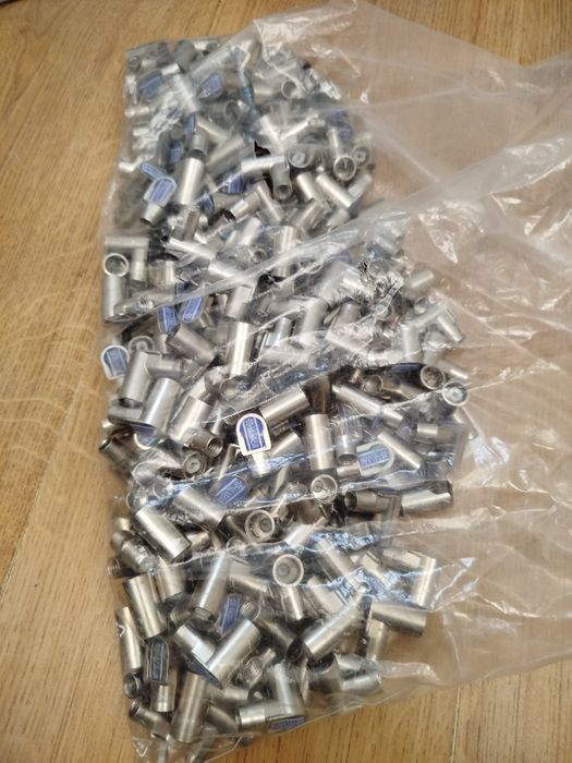 25szt - Wtyk antenowy prosty IEC żeński Telkom Telmor. Nowe. Tanio.