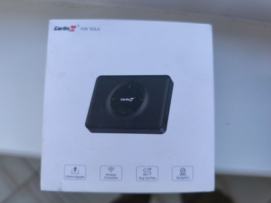 Адаптер CarlinKit T2C for Tesla - бездротовий Apple CarPlay / Android