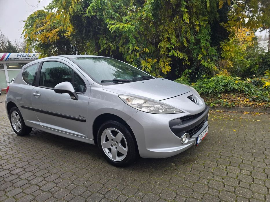 Peugeot 207