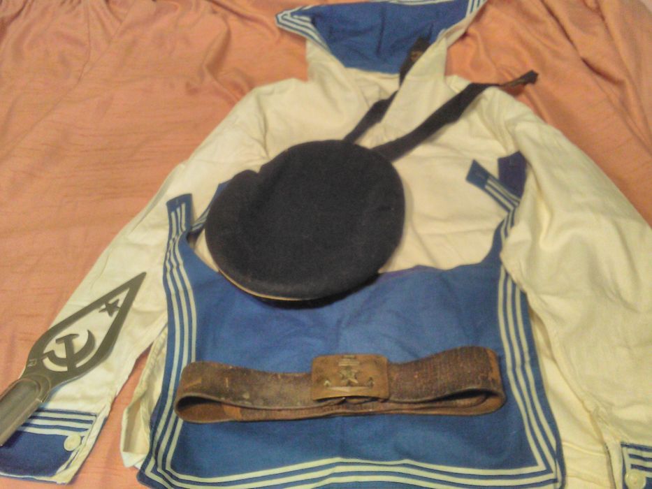 Срочно!Раритетный кожаный портмоне! Приблизительно 40-50 года ,прошлый