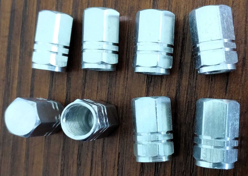 Conjunto 8 Carrapetas Pipos Rodas Mota Bicicleta Carro ETC