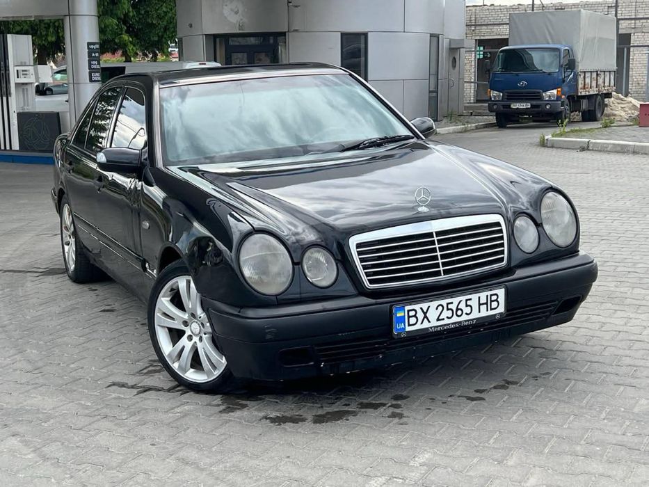 Мерседес Бенц W210