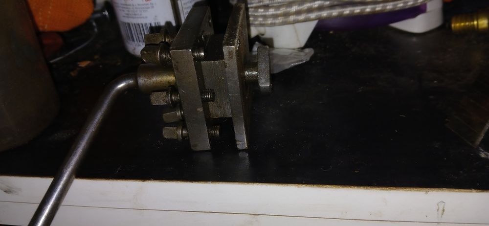 Imak do tokarki maly