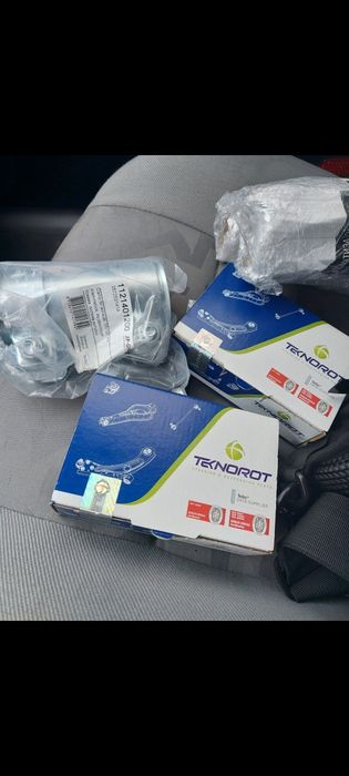 Продам стойки стабілізатора ціна за комплект  Форд Мондео