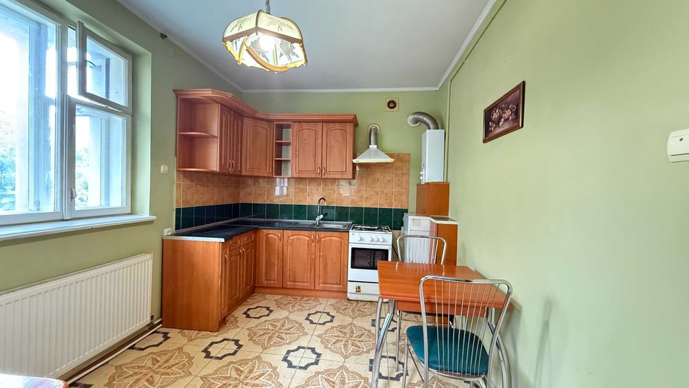 Продаж квартири, 2кім з ремонтом, 57.5кв м, вул Франка, Винники Львів