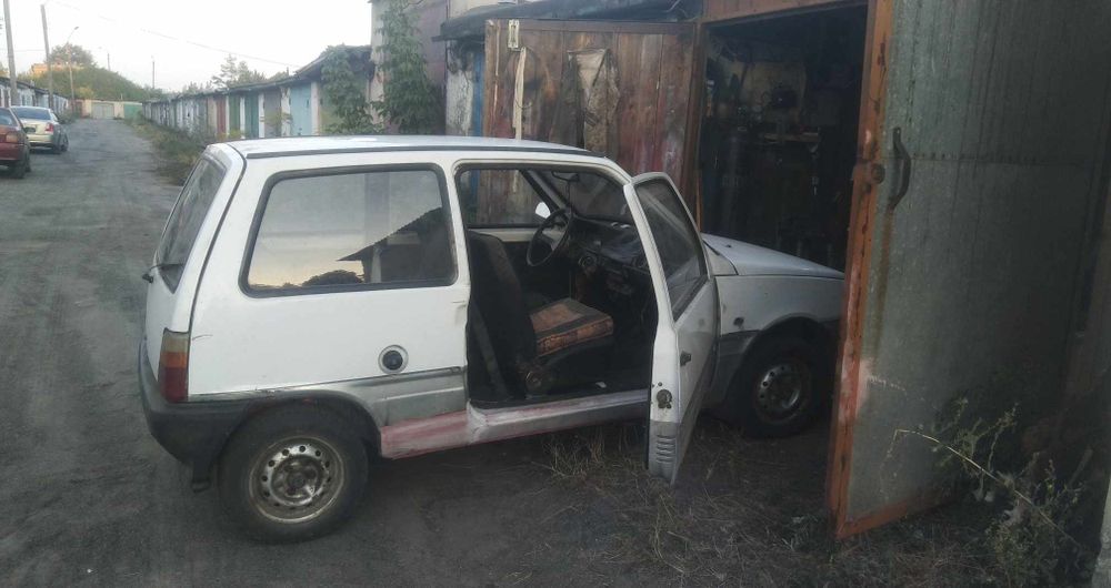 Автомобіль ВАЗ ОКА 1111