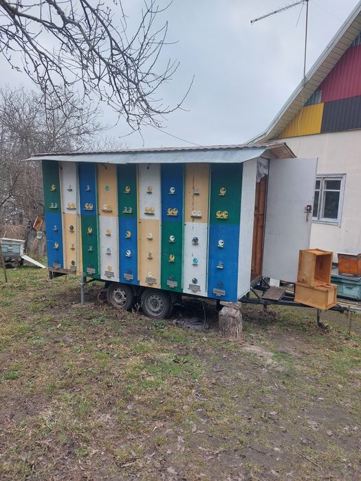 Продам бджолиний причіп "Берендей" на 30 сімей.