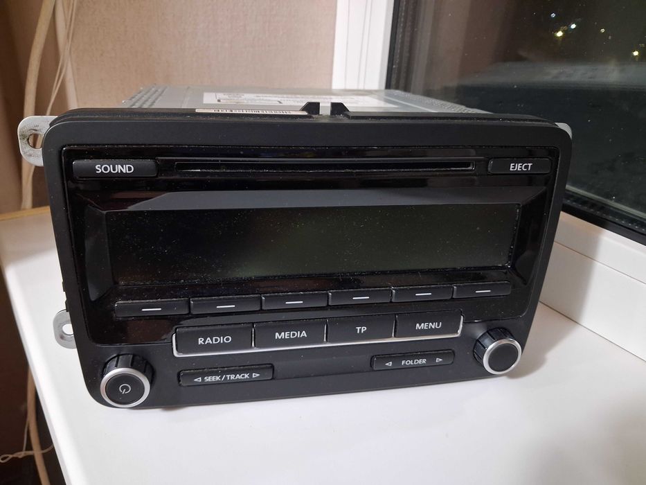 Штатная магнитола Фольсфаген, Volkswagen. Не кодирована.