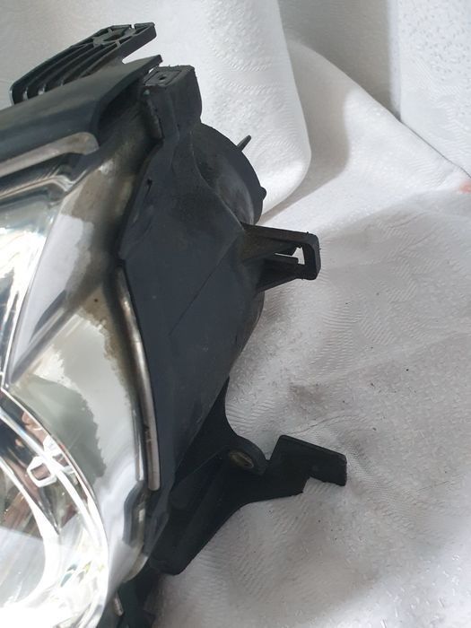 Lampa lewa przednia Hyundai Terracan Europa przód