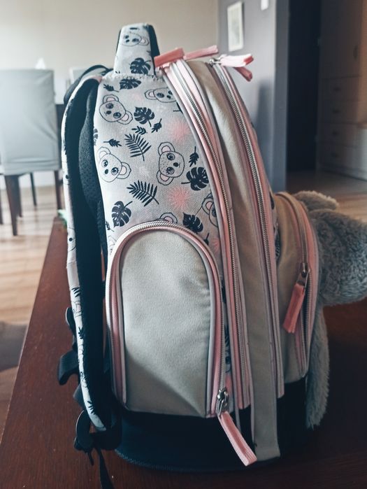 Puszysty plecak 3D dla fanów Koali wraz z piórnikiem