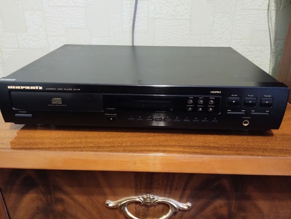 Компакт-диск Philips CD-624