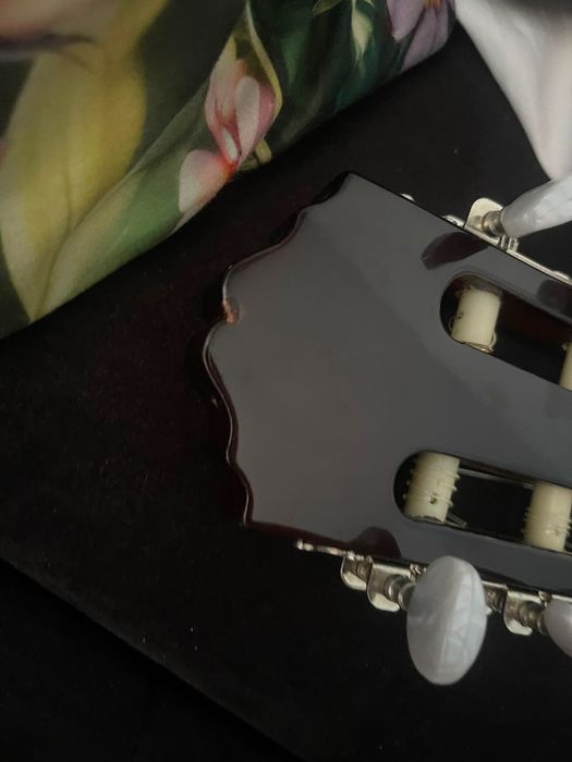 Gitara akustyczna