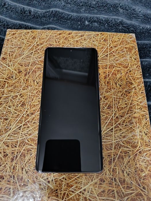 Смартфон Xiaomi Redmi Note 14 Pro