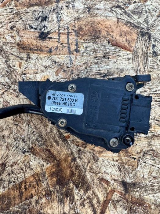 Електро педаль газу Volkswagen T4 2.5 1990-2003